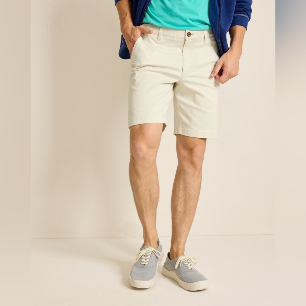 Tommy Bahama Boracay® Men's Chino 9-Inch Shorts Size 36 - Bleached Sand